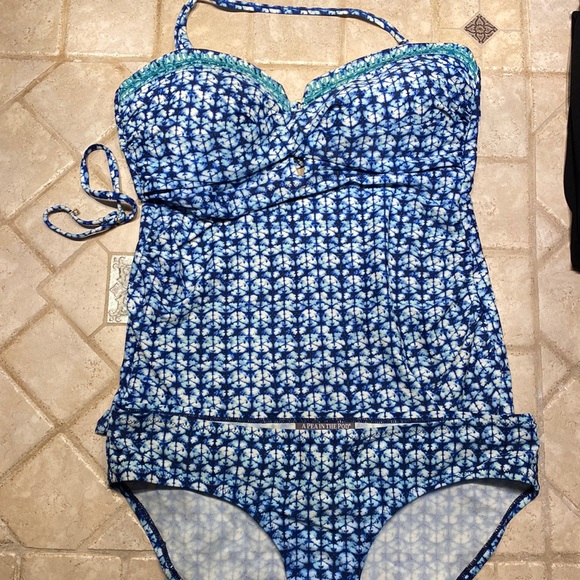 A Pea in the Pod maternity tankini bathingsuit - Picture 1 of 5